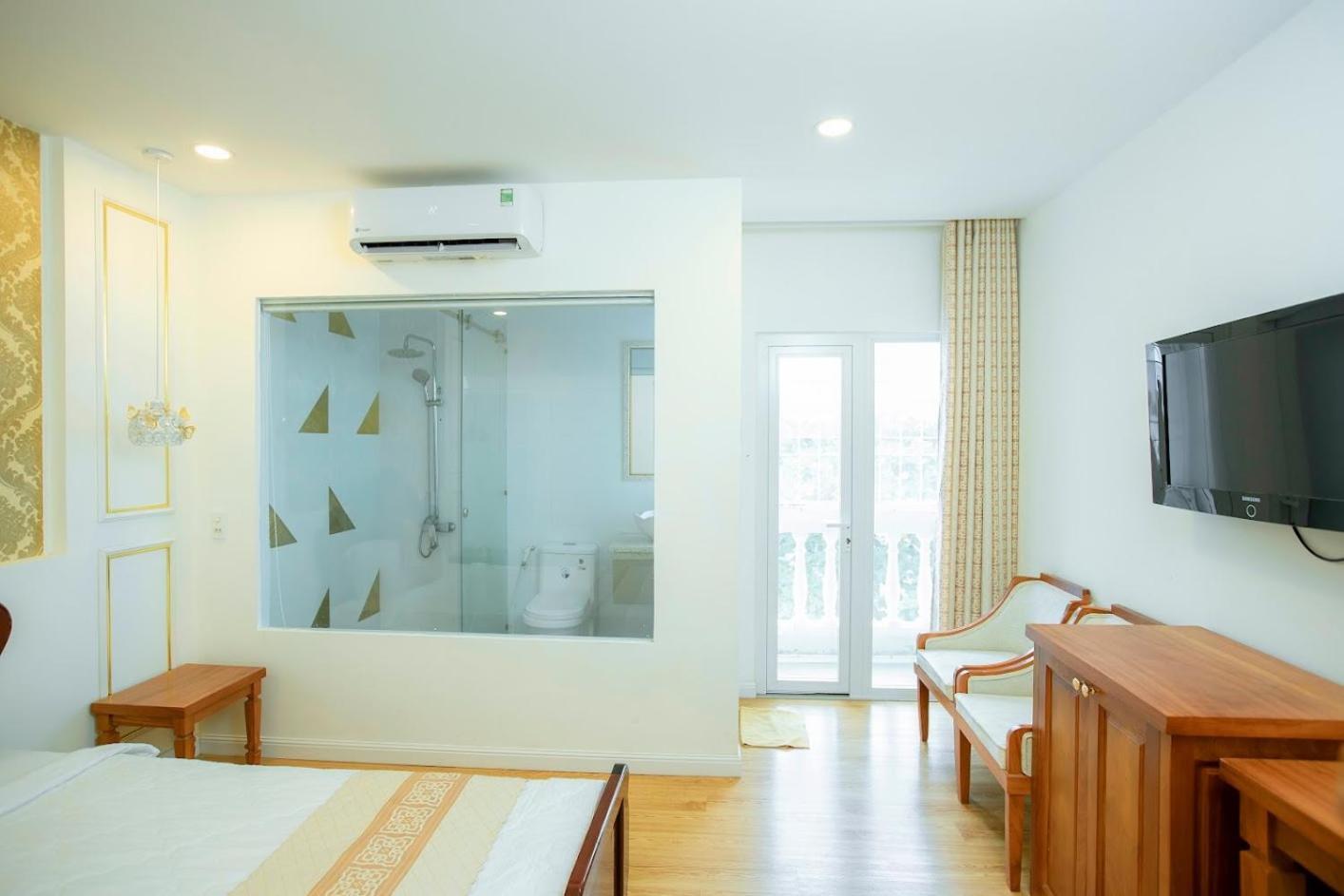 Khach San Quoc Te Hotel Ca Mau Exterior photo
