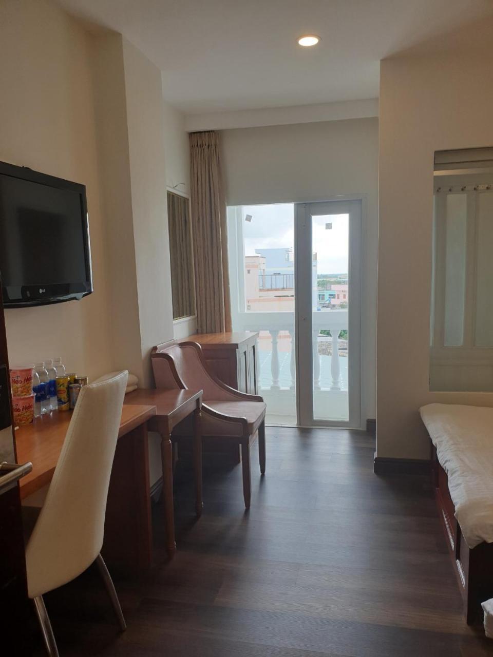Khach San Quoc Te Hotel Ca Mau Exterior photo
